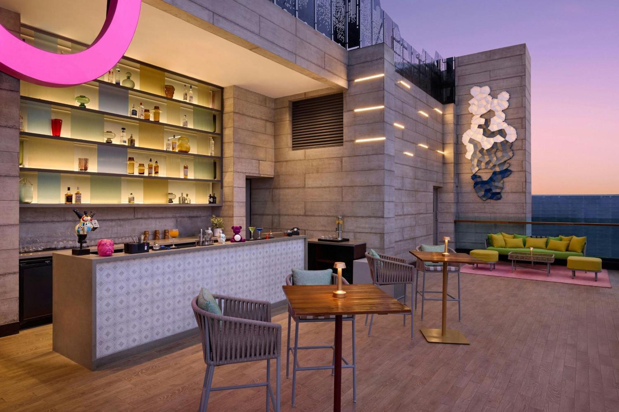 Moxy Mumbai Andheri West Exterior photo